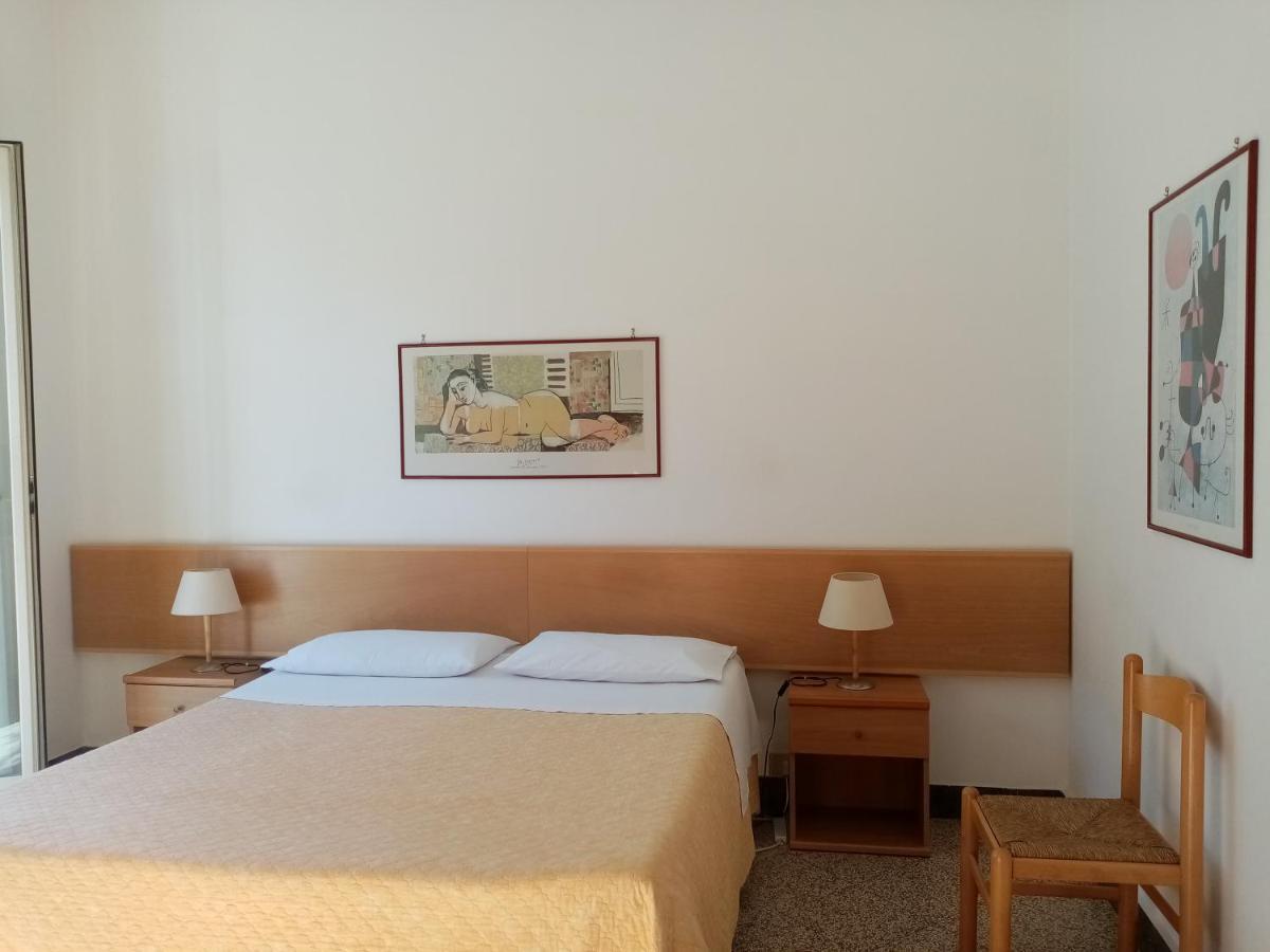 Ariston Petit Hotel Palermo Dış mekan fotoğraf